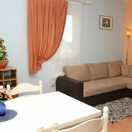 With One Bedroom In Okrug Gornji, With Wonderful Sea View, E Apartment Okrug Gornji