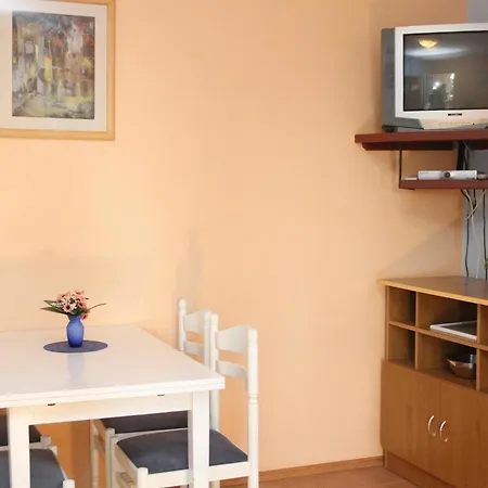 Apartment With One Bedroom In Okrug Gornji, With Wonderful Sea View, E Okrug Gornji