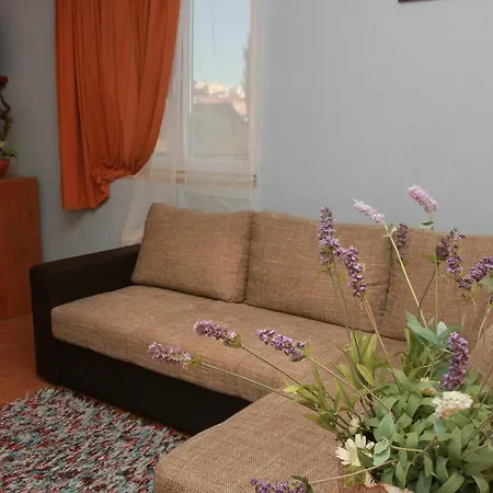 Apartment With One Bedroom In Okrug Gornji, With Wonderful Sea View, E *